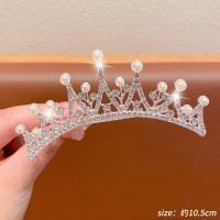 Диадема для волос со стразами и жемчугом "Sweet Look", серебро