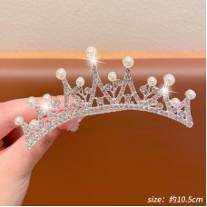 Діадема для волосся зі стразами та перлами "Sweet Look", срібло