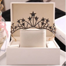 Корона на голову со стразами из черного камня Black Queen, золото.