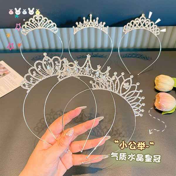 Корона обруч на голову зі стразами   "Diamond Heart",  срібло