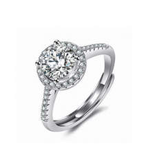 Кольцо с камнем и стразами "Элегантное сияние", цвет серебро, 1 шт