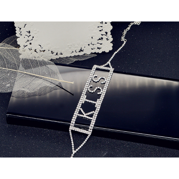 Чокер зі стразами "Kiss", срібло Чокер зі стразами "Kiss", срібло