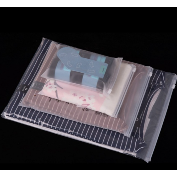 Пакет матовий із замком горизонтальні Zip-Lock 30х20 см (пакет для пакування), плотність 160 мкм, 1шт Пакет матовий із замком горизонтальні Zip-Lock 30х20 см (пакет для пакування), плотність 160 мкм, 1шт