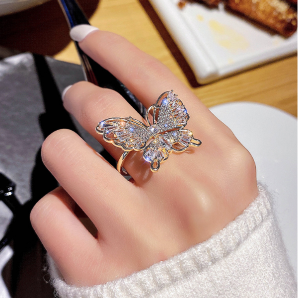 Кольцо со стразами "Butterfly", серебро