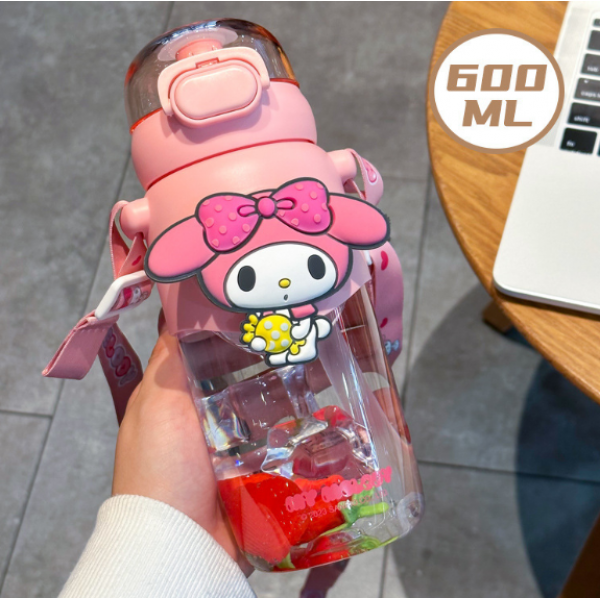 Пляшка для води дитяча, портативна пляшка для води з мультяшними героями, три кольори, 600 мл