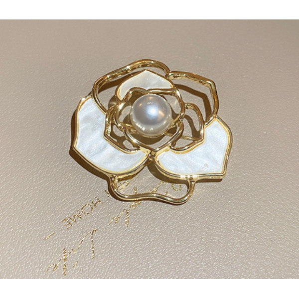 Брошка вінтажна у формі квітки "Gold Flower", золото