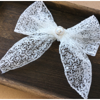 Затискач - бант для волосся "Dream", з білим мереживом, 18х18 см