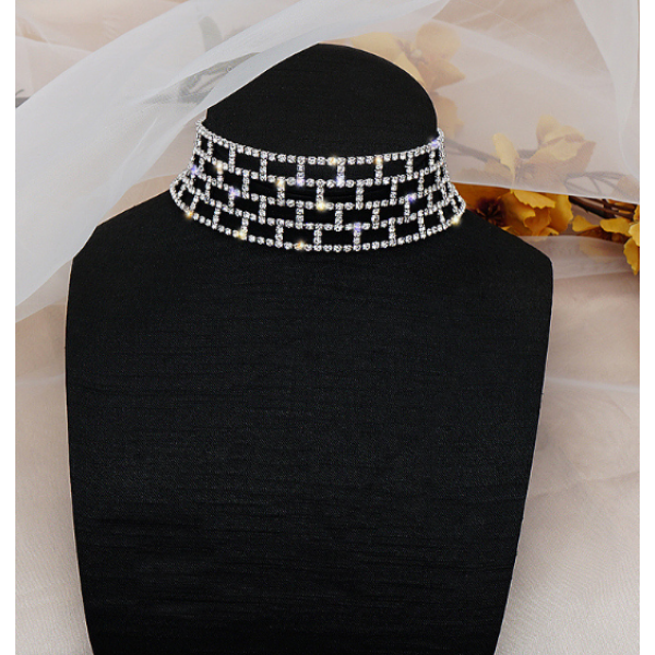 Чокер зі стразами "Stylish Blow", срібло, 28х3 см