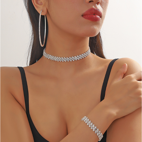 Набор: колье со стразами + серьги кольца + браслет "Stylish Trio", серебро