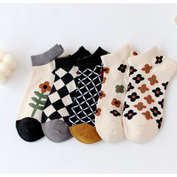 Шкарпетки бавовняні жіночі, з принтом, різні кольори, 36-39