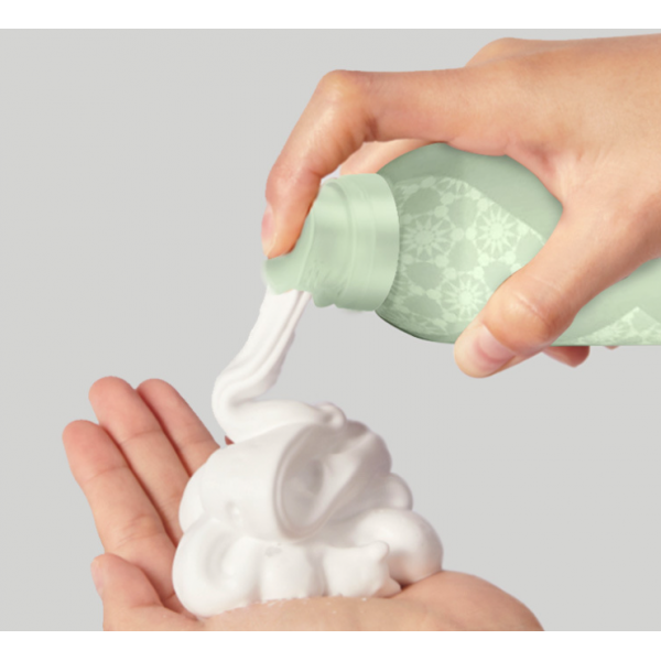 Сухий шампунь - мус для волосся Issy Water Free Dry Shampoo Mousse, з квітковим ароматом, 200 мл