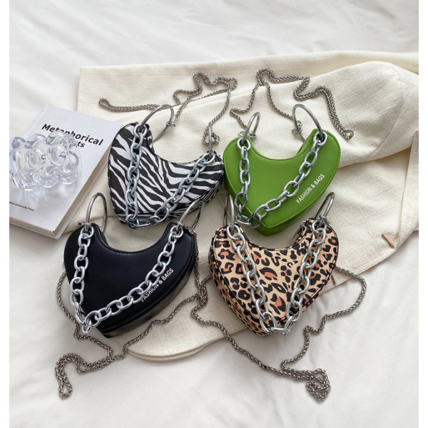 Сумка у формі серця із застібкою змійкою, різні кольори, 17х14х5 см