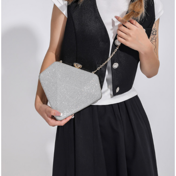 Сумка жіноча у формі діаманта, зі стразами "Diamond Star", три кольори, 21х19х4 см