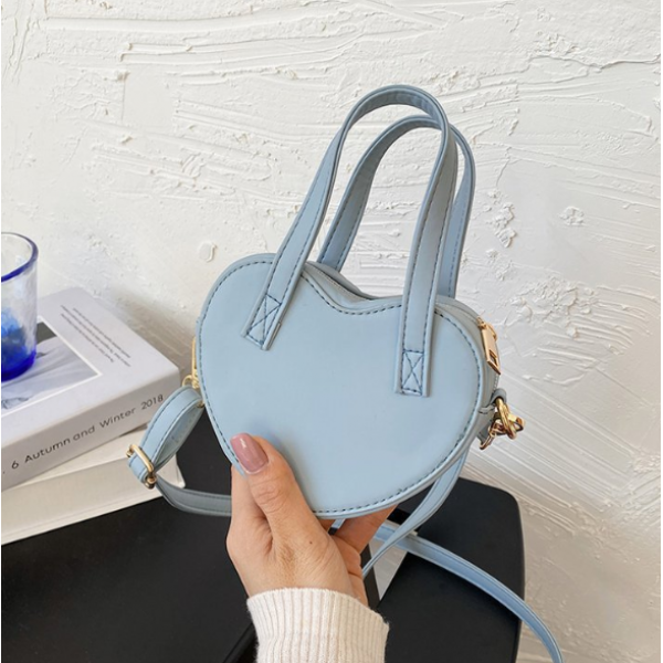 Сумка жіноча у формі серця "Skin", різні кольори, 15х12х5 см